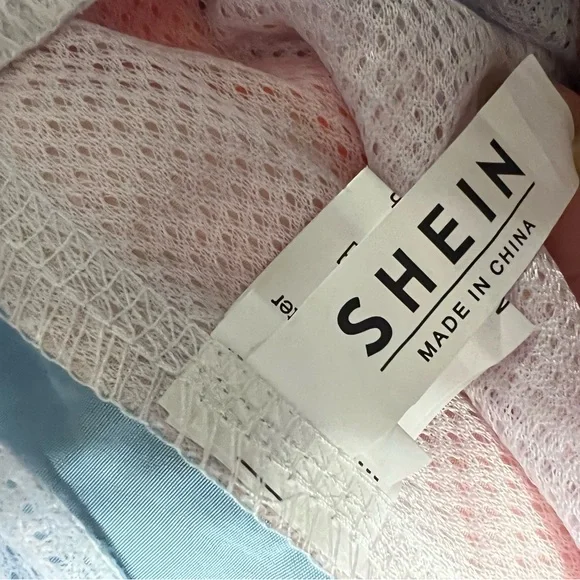 Shein Men’s Bathing Suit, new without tags, Size Small - Picture 3 of 4